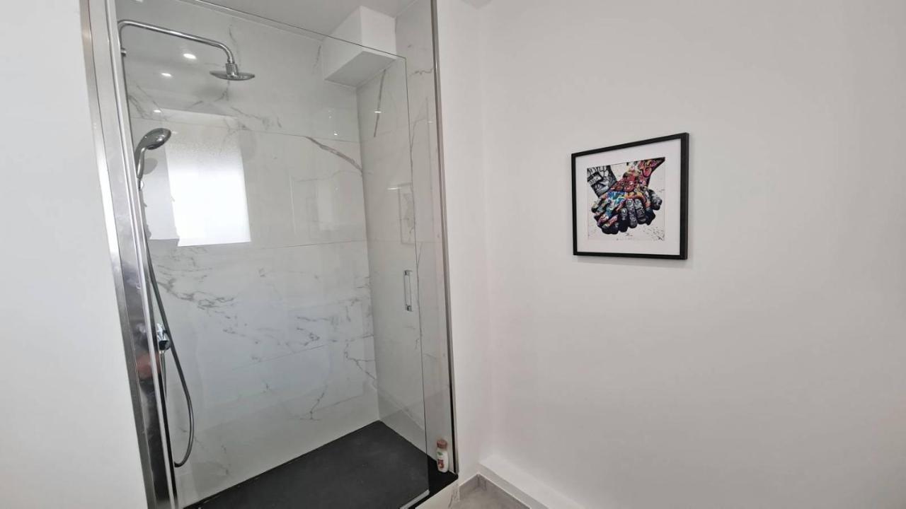 Maxbnb - T2 Balcon 50M2 - Climatise - Ouest - Toulon Eksteriør billede